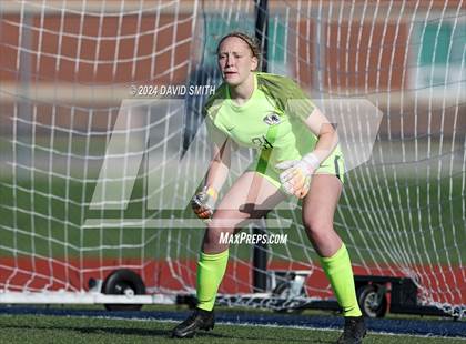 Thumbnail 1 in Lee's Summit vs. Liberty North (MSHSAA Class 4 Quarterfinal) photogallery.