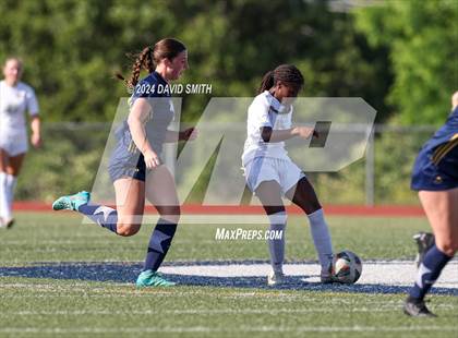 Thumbnail 2 in Lee's Summit vs. Liberty North (MSHSAA Class 4 Quarterfinal) photogallery.