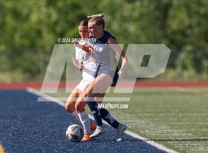 Thumbnail 2 in Lee's Summit vs. Liberty North (MSHSAA Class 4 Quarterfinal) photogallery.