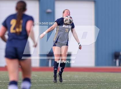 Thumbnail 3 in Lee's Summit vs. Liberty North (MSHSAA Class 4 Quarterfinal) photogallery.