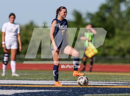 Thumbnail 1 in Lee's Summit vs. Liberty North (MSHSAA Class 4 Quarterfinal) photogallery.