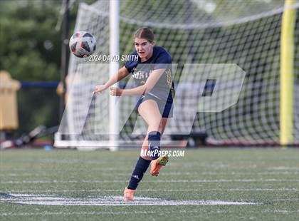 Thumbnail 2 in Lee's Summit vs. Liberty North (MSHSAA Class 4 Quarterfinal) photogallery.