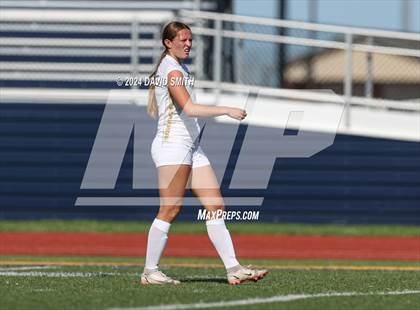 Thumbnail 1 in Lee's Summit vs. Liberty North (MSHSAA Class 4 Quarterfinal) photogallery.