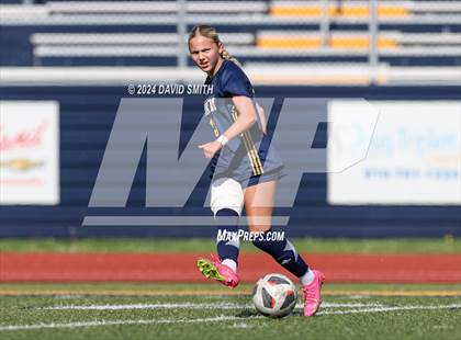 Thumbnail 2 in Lee's Summit vs. Liberty North (MSHSAA Class 4 Quarterfinal) photogallery.