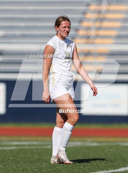 Thumbnail 3 in Lee's Summit vs. Liberty North (MSHSAA Class 4 Quarterfinal) photogallery.