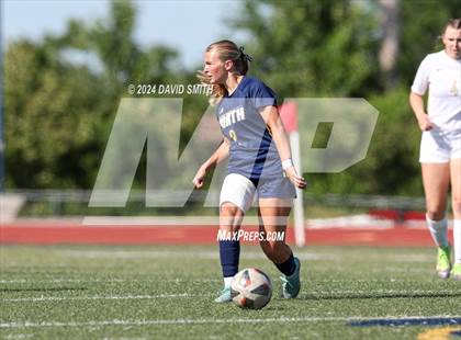 Thumbnail 2 in Lee's Summit vs. Liberty North (MSHSAA Class 4 Quarterfinal) photogallery.