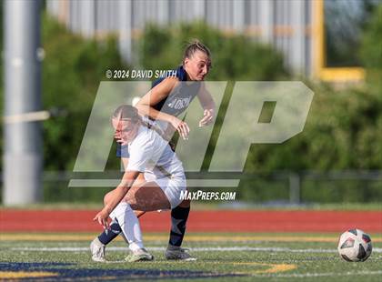 Thumbnail 3 in Lee's Summit vs. Liberty North (MSHSAA Class 4 Quarterfinal) photogallery.