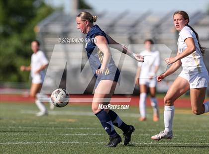Thumbnail 1 in Lee's Summit vs. Liberty North (MSHSAA Class 4 Quarterfinal) photogallery.
