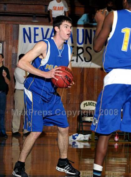 Thumbnail 1 in Del Campo vs. San Juan (Kendall Arnett Invitational) photogallery.