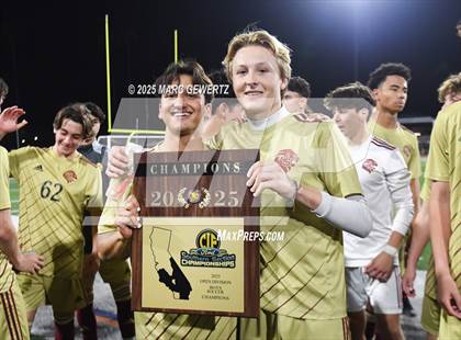 Thumbnail 3 in JSerra Catholic vs. Loyola (CIF-SS Open Division Final) photogallery.
