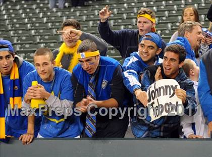 Thumbnail 2 in Bellarmine vs. Santa Margarita (CIF State D1 Final) photogallery.