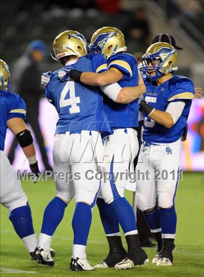 Thumbnail 3 in Bellarmine vs. Santa Margarita (CIF State D1 Final) photogallery.