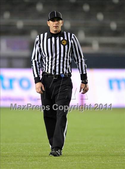 Thumbnail 2 in Bellarmine vs. Santa Margarita (CIF State D1 Final) photogallery.