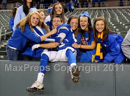 Thumbnail 1 in Bellarmine vs. Santa Margarita (CIF State D1 Final) photogallery.