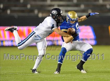 Thumbnail 2 in Bellarmine vs. Santa Margarita (CIF State D1 Final) photogallery.