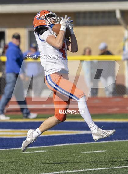Thumbnail 1 in Maroa-Forsyth vs St. Teresa (IHSA 2A Round 1) photogallery.