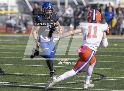 Thumbnail 3 in Maroa-Forsyth vs St. Teresa (IHSA 2A Round 1) photogallery.
