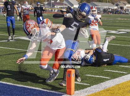 Thumbnail 3 in Maroa-Forsyth vs St. Teresa (IHSA 2A Round 1) photogallery.