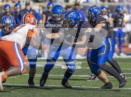 Thumbnail 1 in Maroa-Forsyth vs St. Teresa (IHSA 2A Round 1) photogallery.