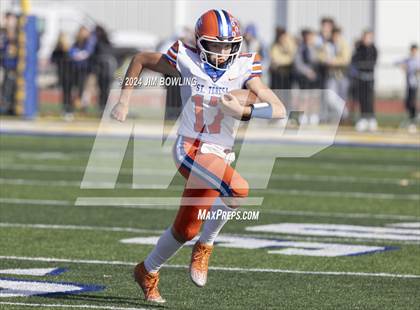 Thumbnail 1 in Maroa-Forsyth vs St. Teresa (IHSA 2A Round 1) photogallery.