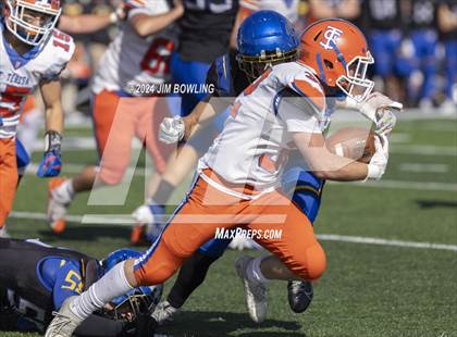 Thumbnail 2 in Maroa-Forsyth vs St. Teresa (IHSA 2A Round 1) photogallery.