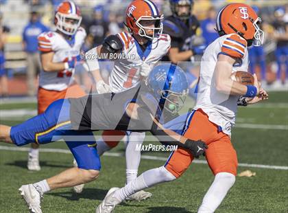 Thumbnail 3 in Maroa-Forsyth vs St. Teresa (IHSA 2A Round 1) photogallery.