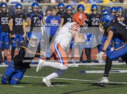 Thumbnail 1 in Maroa-Forsyth vs St. Teresa (IHSA 2A Round 1) photogallery.