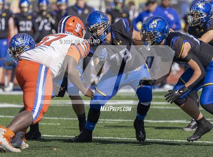 Thumbnail 3 in Maroa-Forsyth vs St. Teresa (IHSA 2A Round 1) photogallery.