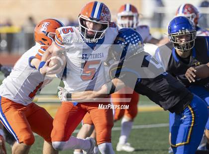 Thumbnail 1 in Maroa-Forsyth vs St. Teresa (IHSA 2A Round 1) photogallery.