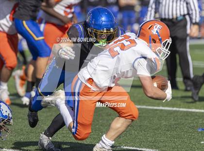 Thumbnail 3 in Maroa-Forsyth vs St. Teresa (IHSA 2A Round 1) photogallery.