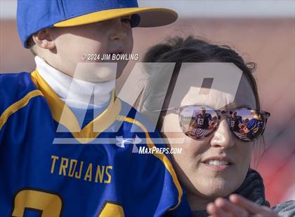 Thumbnail 2 in Maroa-Forsyth vs St. Teresa (IHSA 2A Round 1) photogallery.