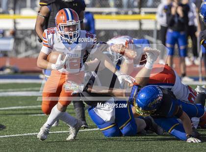 Thumbnail 1 in Maroa-Forsyth vs St. Teresa (IHSA 2A Round 1) photogallery.
