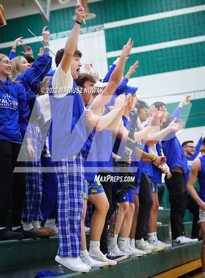 Thumbnail 2 in Rochester vs. Lake Orion (MHSAA District Final) photogallery.