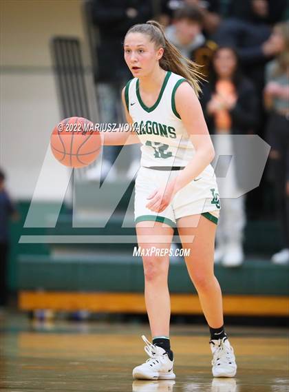 Thumbnail 2 in Rochester vs. Lake Orion (MHSAA District Final) photogallery.