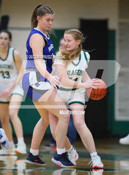 Thumbnail 1 in Rochester vs. Lake Orion (MHSAA District Final) photogallery.