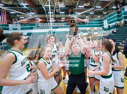 Thumbnail 2 in Rochester vs. Lake Orion (MHSAA District Final) photogallery.