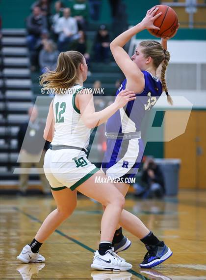 Thumbnail 3 in Rochester vs. Lake Orion (MHSAA District Final) photogallery.
