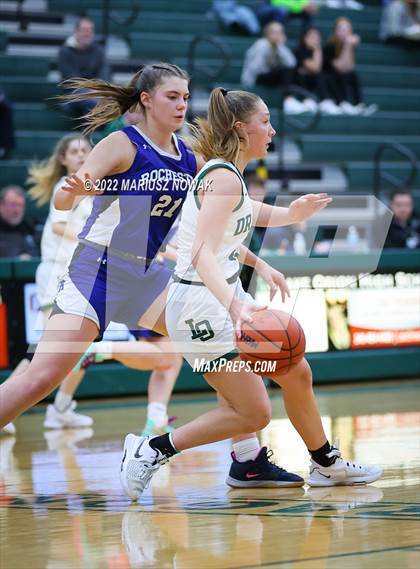 Thumbnail 2 in Rochester vs. Lake Orion (MHSAA District Final) photogallery.
