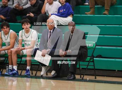 Thumbnail 1 in Marshall vs Eagle Rock photogallery.