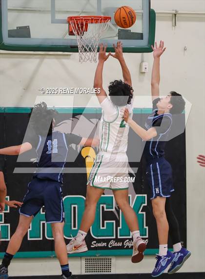 Thumbnail 1 in Marshall vs Eagle Rock photogallery.