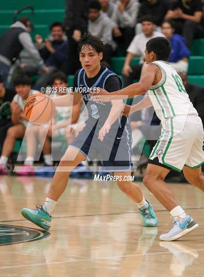 Thumbnail 1 in Marshall vs Eagle Rock photogallery.
