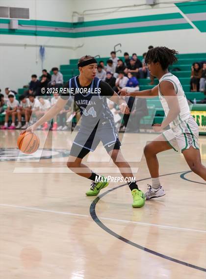 Thumbnail 2 in Marshall vs Eagle Rock photogallery.