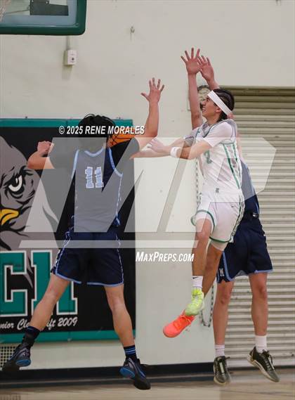 Thumbnail 2 in Marshall vs Eagle Rock photogallery.