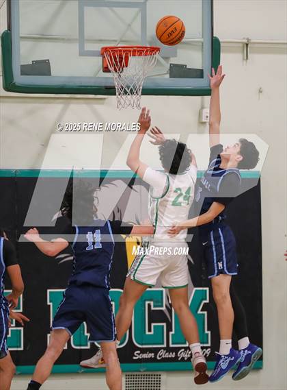 Thumbnail 2 in Marshall vs Eagle Rock photogallery.