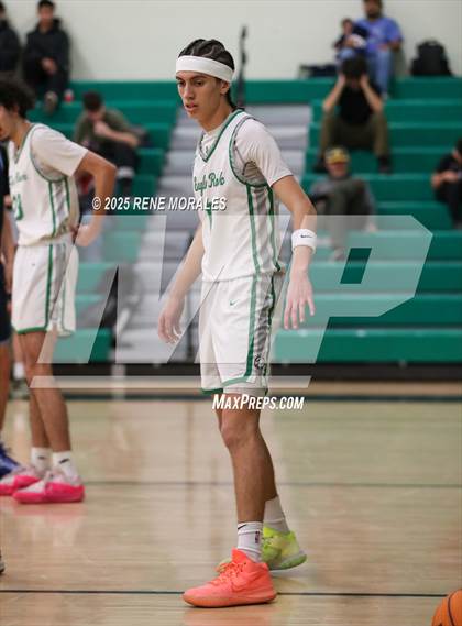 Thumbnail 2 in Marshall vs Eagle Rock photogallery.