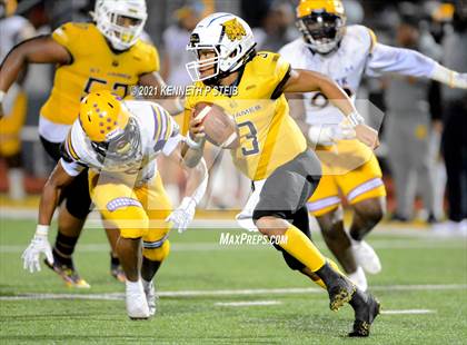 Thumbnail 2 in Edna Karr @ St. James photogallery.