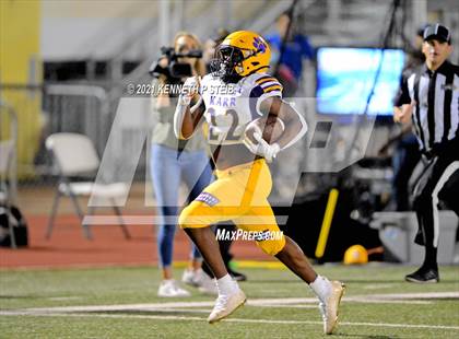 Thumbnail 2 in Edna Karr @ St. James photogallery.