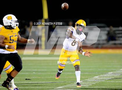 Thumbnail 3 in Edna Karr @ St. James photogallery.