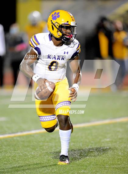 Thumbnail 2 in Edna Karr @ St. James photogallery.