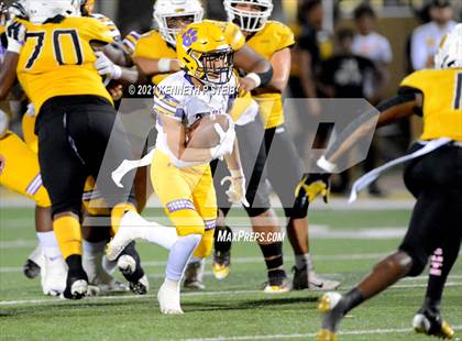 Thumbnail 3 in Edna Karr @ St. James photogallery.